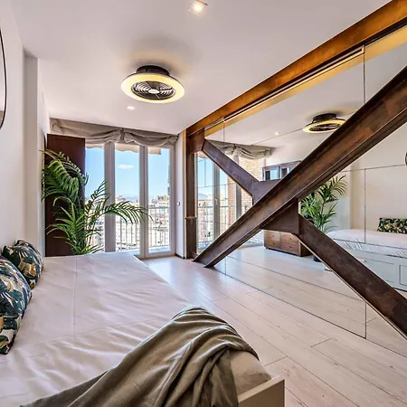Soho - Design & Premium Location Apartment